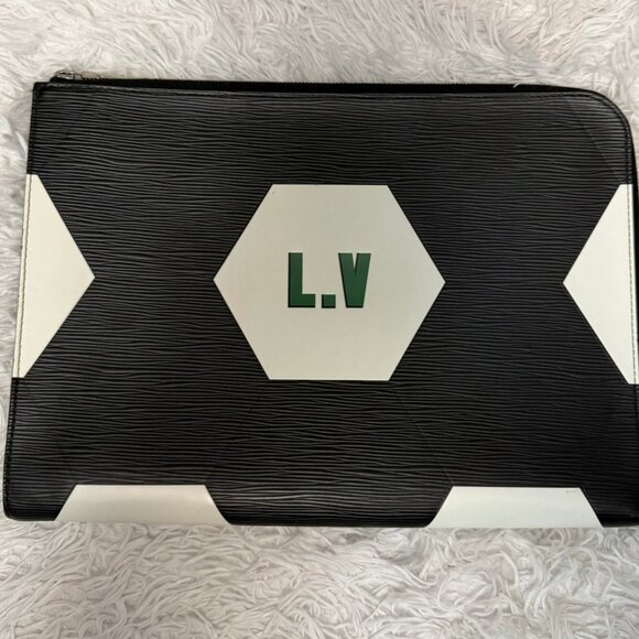 LOUIS VUITTON Epi World Cup 2018 Pochette Jour GM in Black - Picture 2 of 11